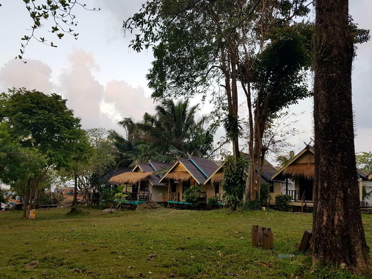 ฺbay Yard Hut Hotel Koh Chang Luaran gambar
