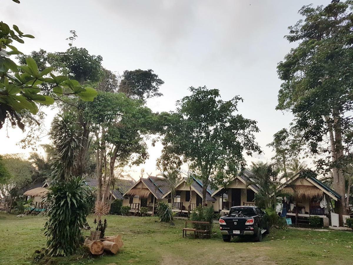 ฺbay Yard Hut Hotel Koh Chang Luaran gambar