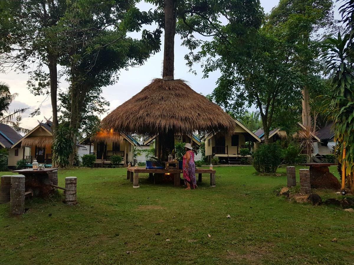 ฺbay Yard Hut Hotel Koh Chang Luaran gambar